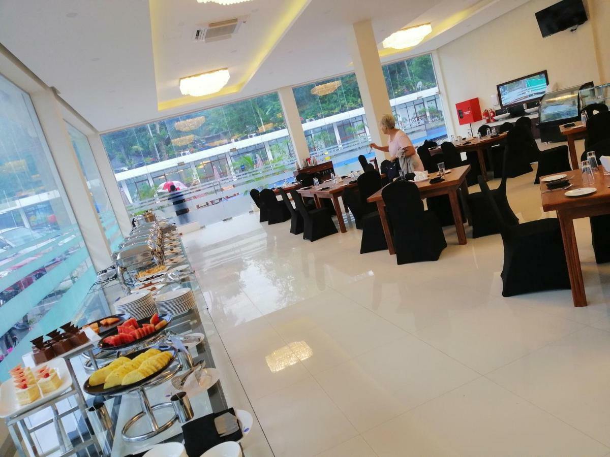 Saru Blue Sapphire Hotel Udawalawe Eksteriør bilde